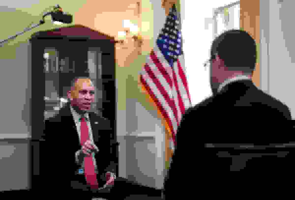 گفتوگو با رهبر اقلیت مجلس نمایندگان جفریز