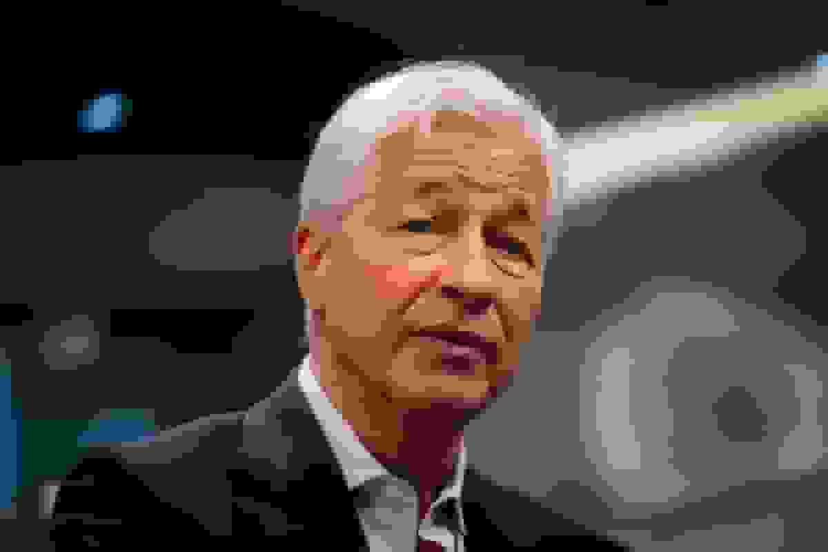 دیمون: نگهداری طلا در سبد سرمایهگذاری «نیمهعقلانی» است