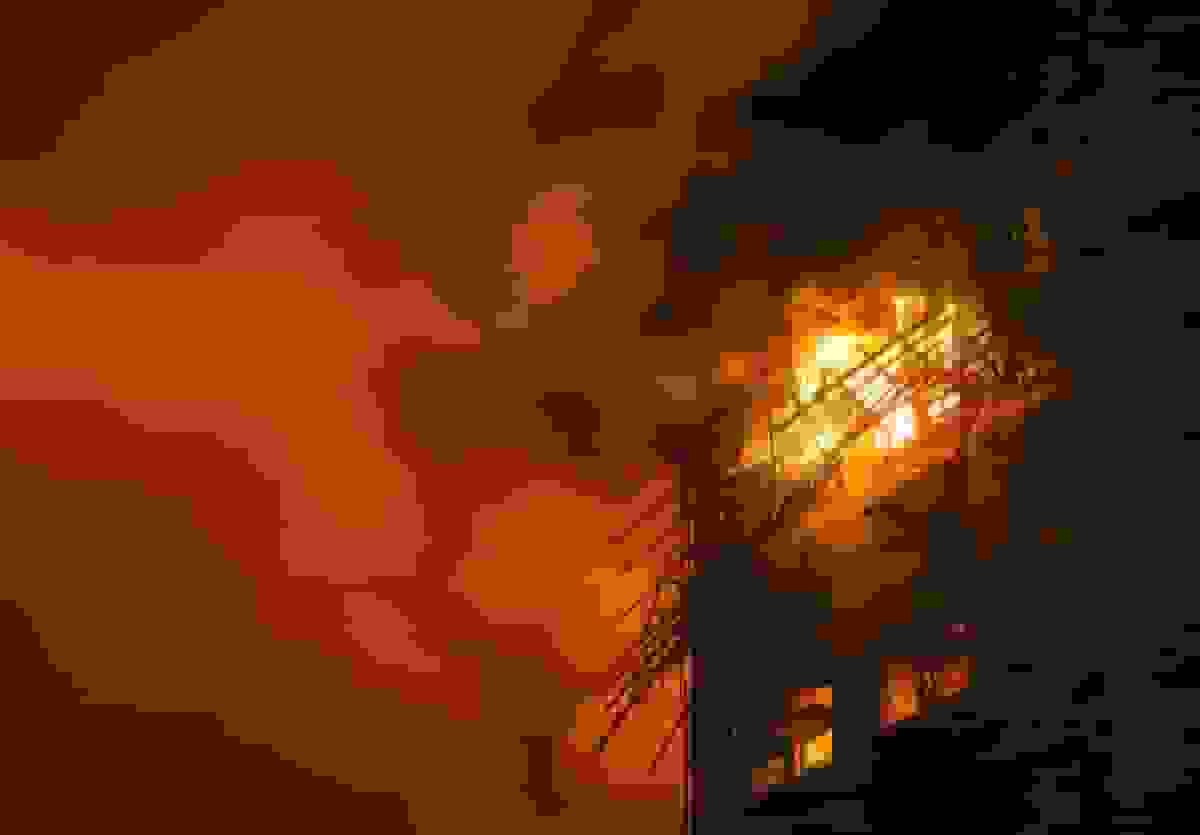 درون مرگبارترین آتشسوزی سالهای اخیر هنگکنگ: “وحشتناک بود”