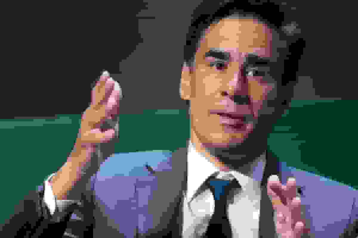 عذرخواهی مدیرعامل ANZ برای شکستهای بانک و تأکید بر تیم جدید برای تغییر