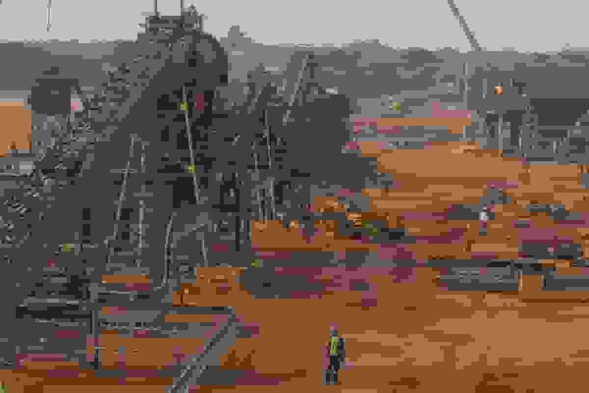 ارزیان ریسورسز و مرکوریا قرارداد ۱۰۰ میلیون دلاری مس امضا کردند