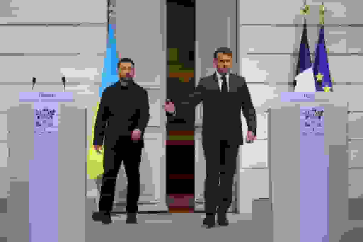 دیدار ماکرون با زلنسکی برای گفتوگو درباره طرح صلح آمریکا