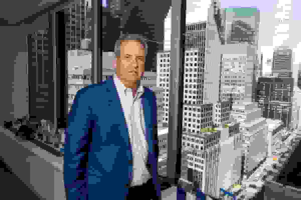 B. Riley Financial با دریافت تمدید مهلت در نزدک باقی میماند