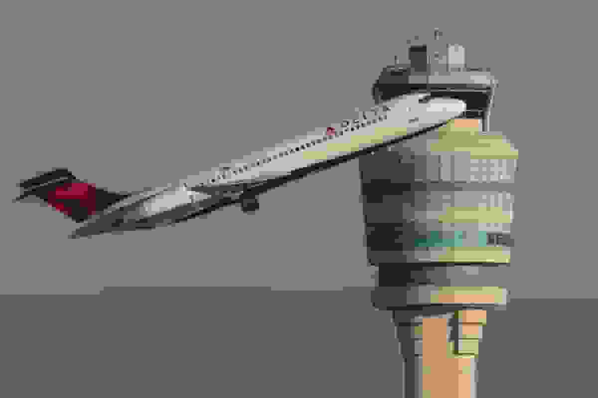 دلتا ایرلاینز با ضرر ۲۰۰ میلیون دلاری به دلیل کاهش پروازها مواجه شد