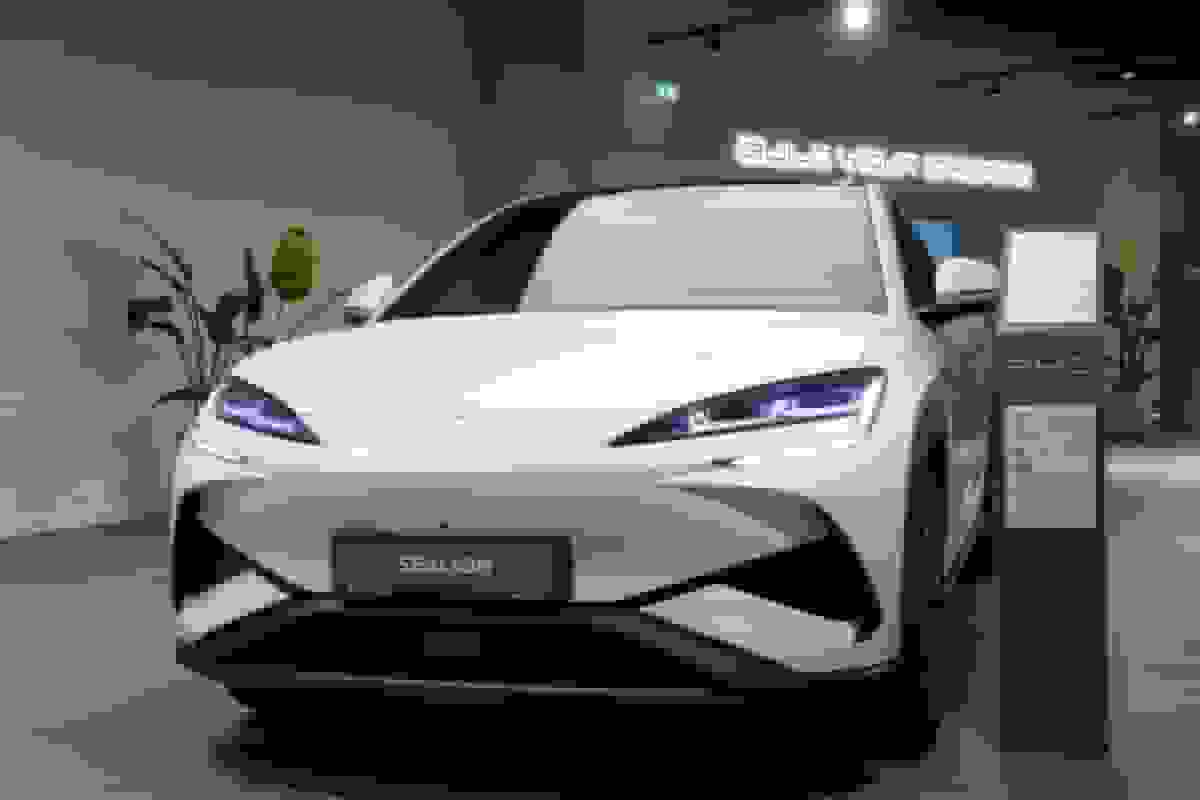 بیوایدی بهروزرسانی نرمافزار برای حدود ۹۰ هزار خودروی هیبریدی شارژی در چین