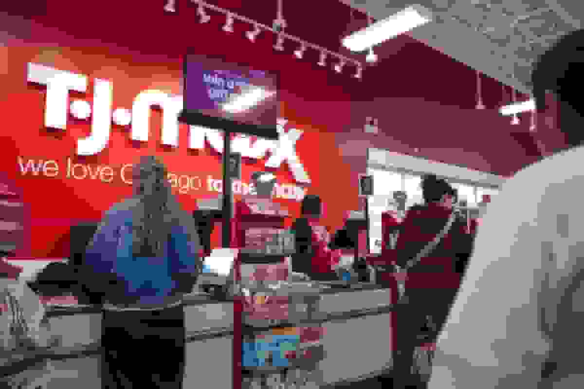 مالک TJ Maxx برآوردهای مالی را پشت سر گذاشت، نشاندهنده افزایش خریداران صرفهجو