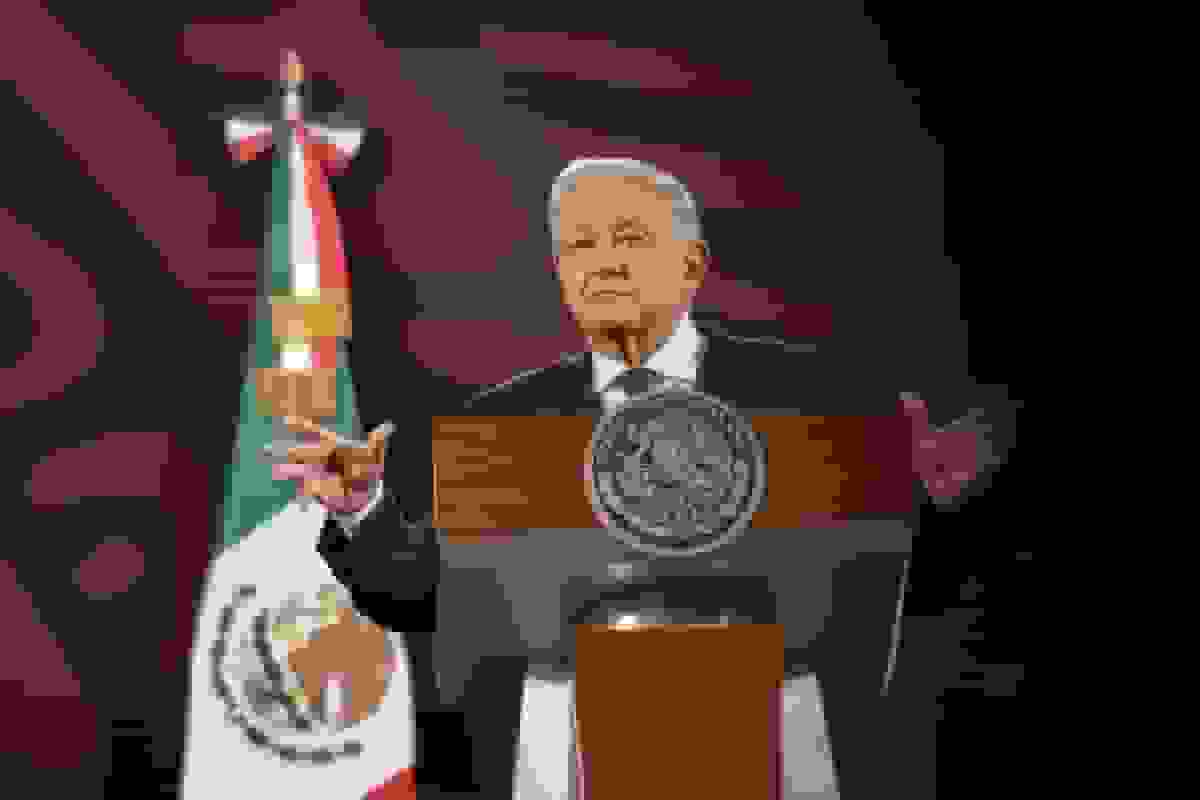 ظهور مجدد رئیس جمهور سابق مکزیک برای ترویج کتاب پس از ماهها سکوت