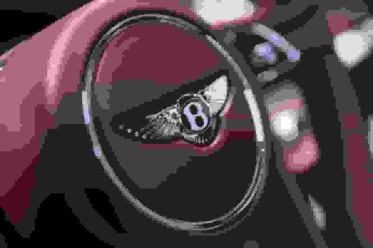 حراج خودروهای لوکس رولزرویس و مرسدس بنز مرتبط با رسوایی فساد در فیلیپین