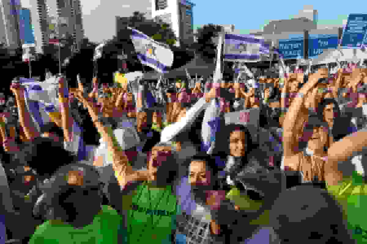 حماس گروگانهای اسرائیلی را در اولین گام توافق آتشبس آزاد کرد