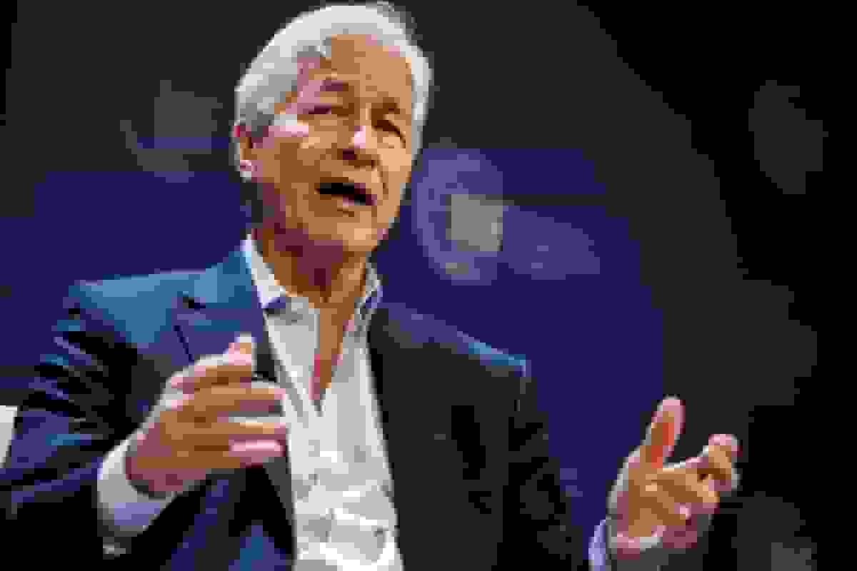 سوسکهای جیمی دایمون همچنان ظاهر میشوند