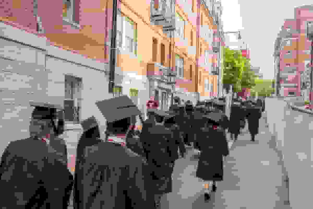 خطر هوش مصنوعی: بیکاری ۲۵ درصد از فارغالتحصیلان دانشگاهی