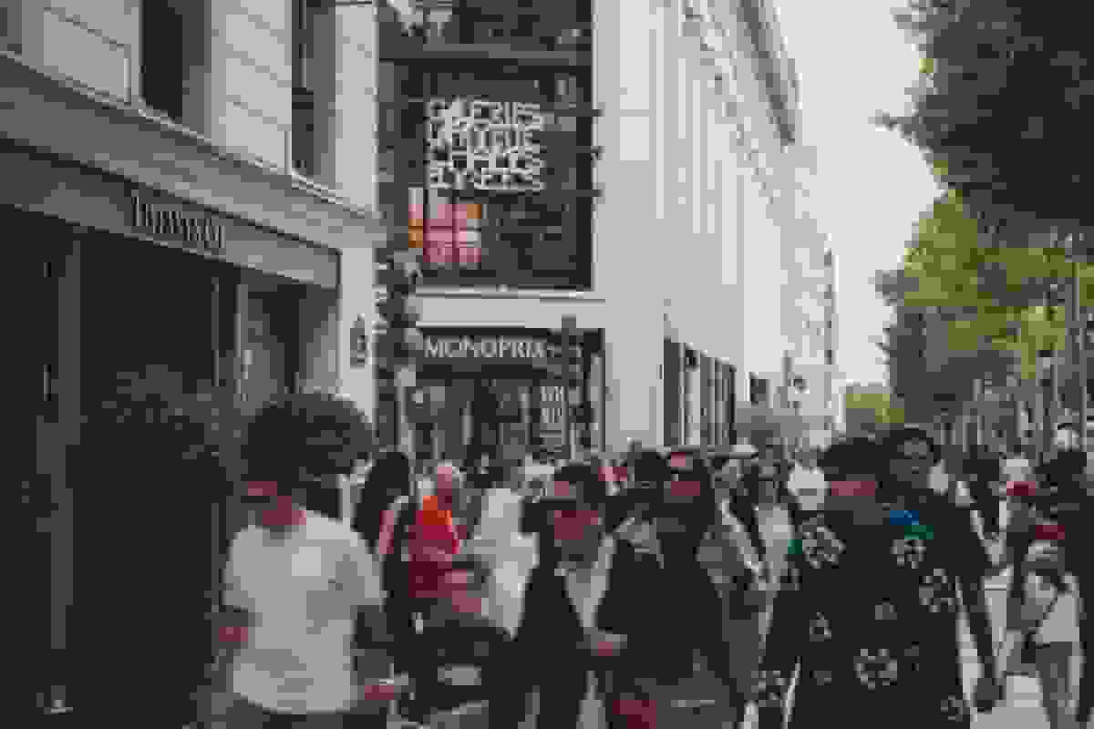 چگونه یک انبار فروشگاه زیرزمینی به پاریس برای مبارزه با آلودگی کمک میکند