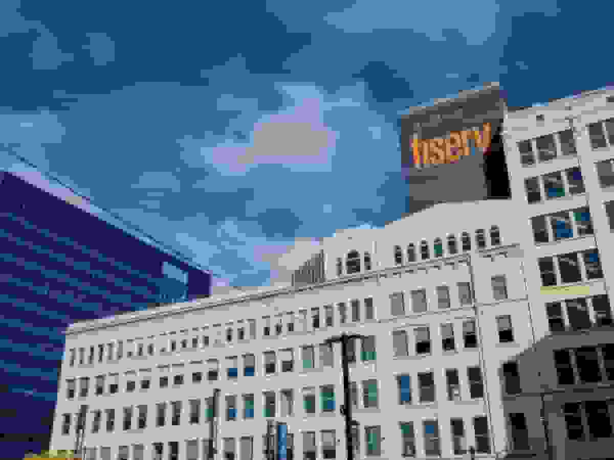 مدیرعامل فایزرود نگرانیهای حسابداری را پس از سقوط بیسابقه سهام رد کرد