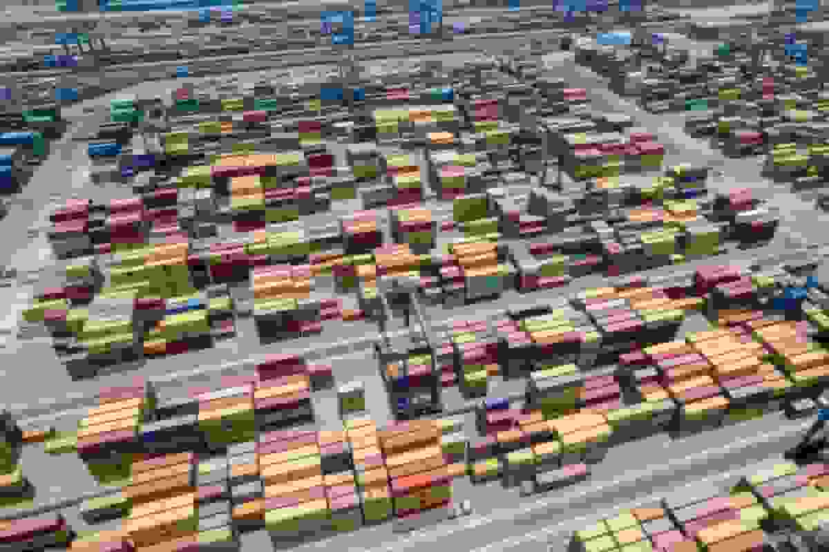 افزایش کسری حساب جاری هند با تأثیر تعرفههای ترامپ بر صادرات