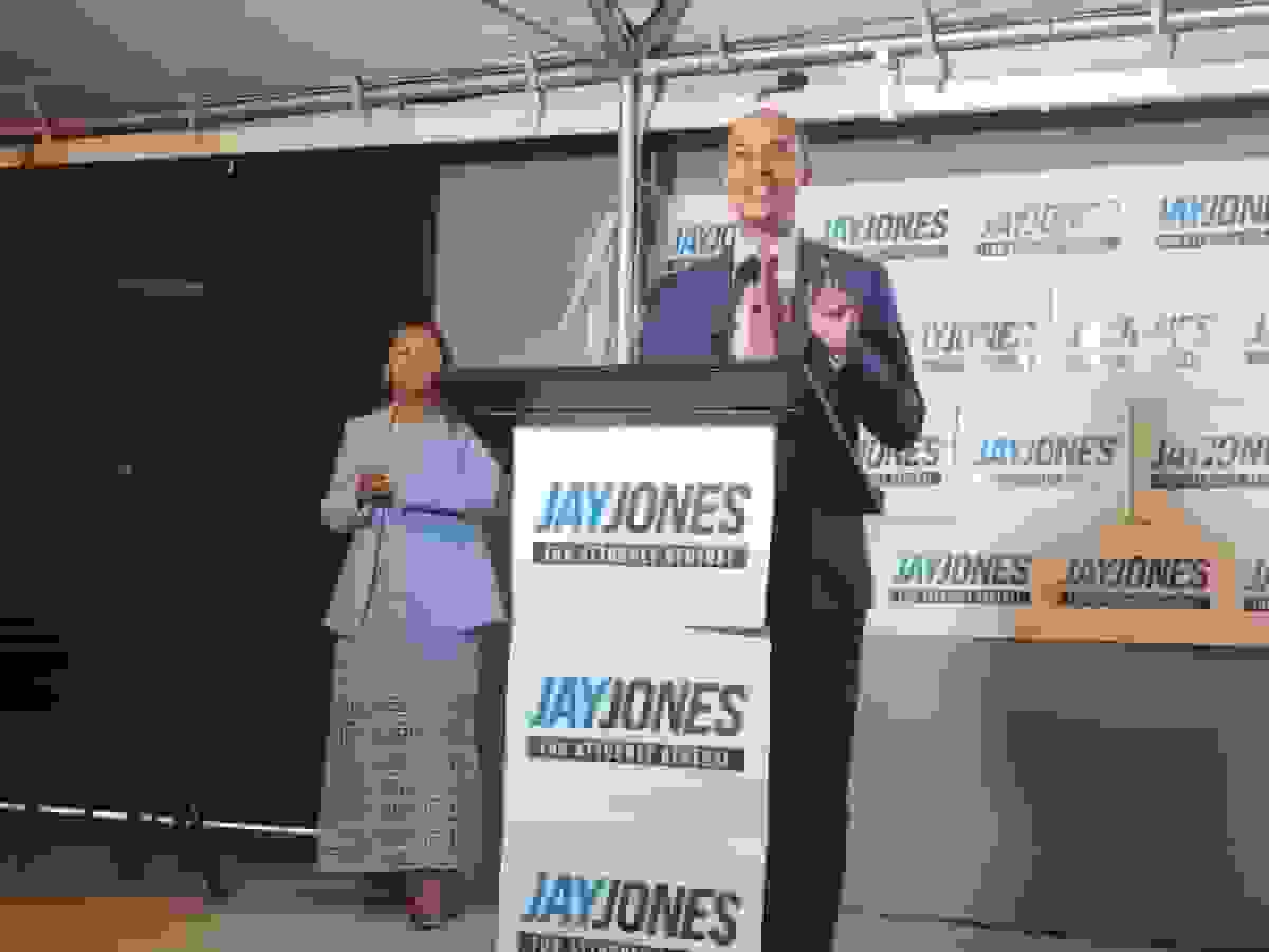 پیامهای خشونتآمیز بر رقابتهای انتخاباتی ویرجینیا تأثیر چندانی ندارند