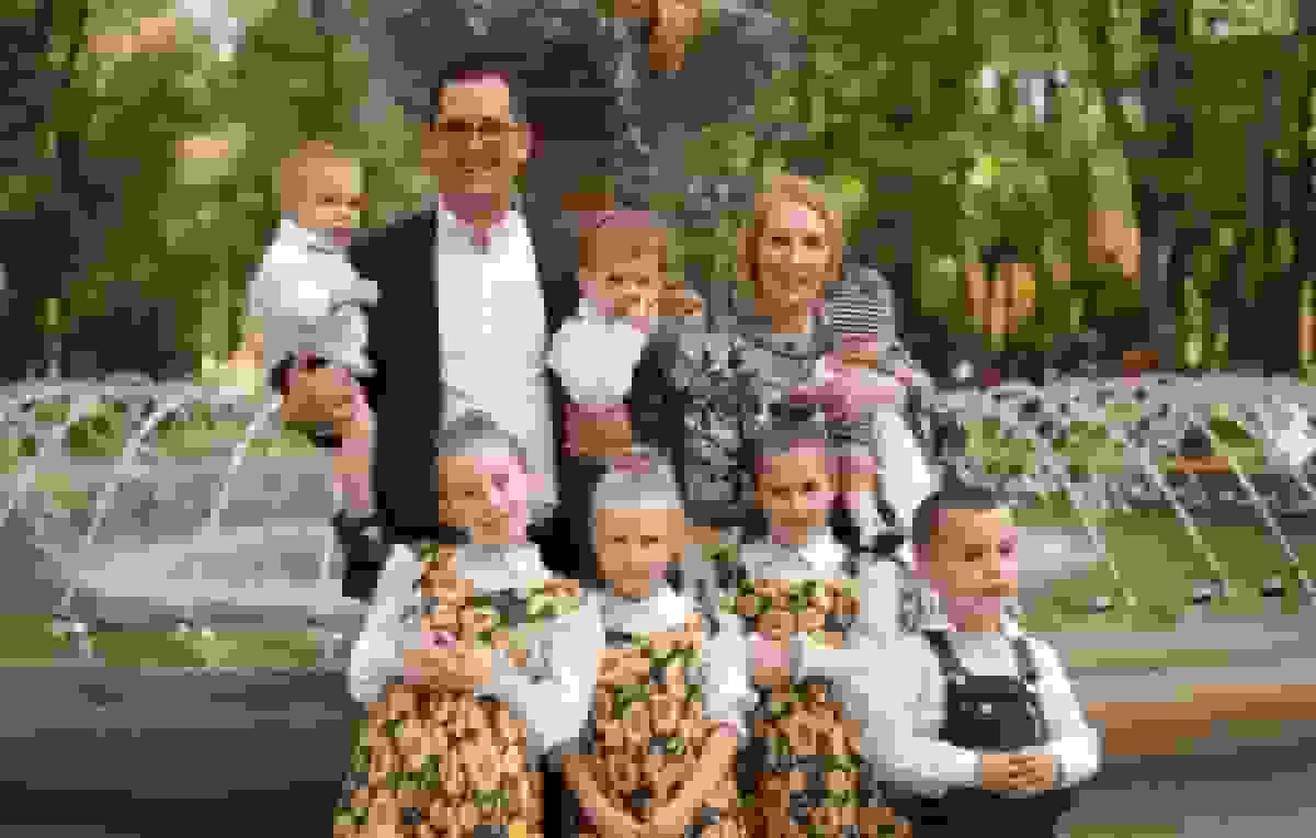 خانواده بزرگ آمریکایی که برای حفظ ارزشهای سنتی به روسیه مهاجرت کرد