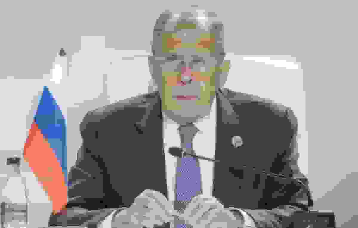 قراردادن نشست روسیه و آمریکا به عهده طرف آمریکایی است — لاوروف