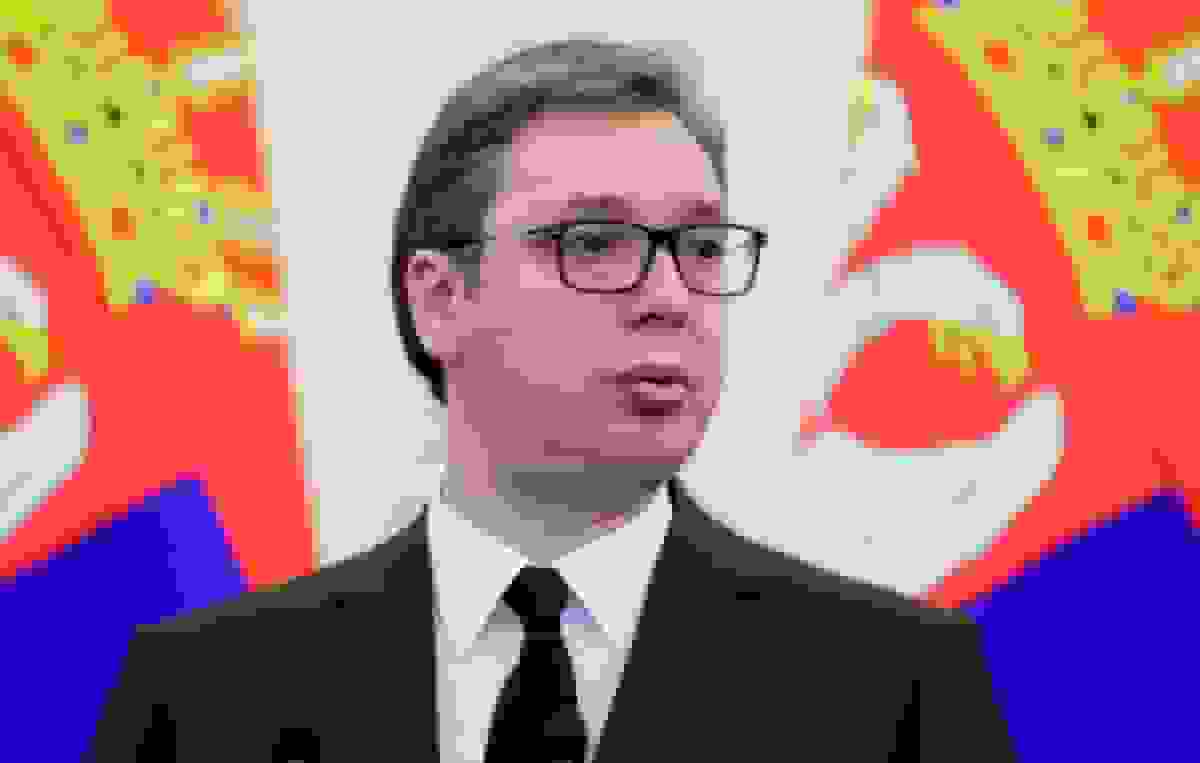 ووچیچ درباره صلح در اوکراین با ماکرون گفتگو کرد