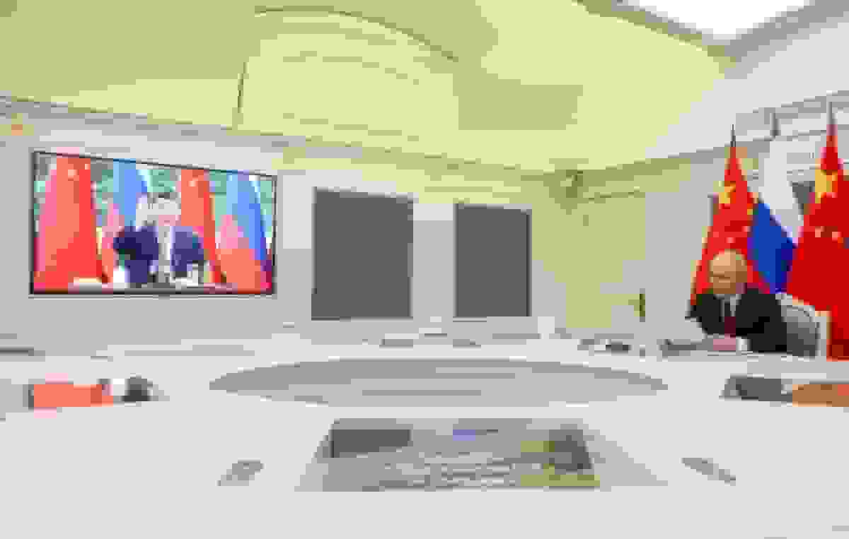 رئیسجمهور روسیه و شی جینپینگ در مورد روابط رو به رشد پکن و مسکو گفتگو کردند