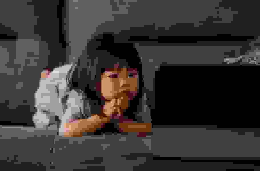 مطالعه جدید: قرارگیری مداوم نوزاد در معرض نمایشگر عامل اضطراب در نوجوانی