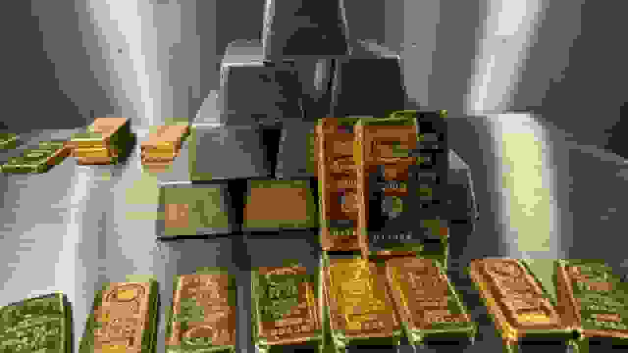 طلای جهانی به کانال ۵ هزار دلار نزدیک میشود