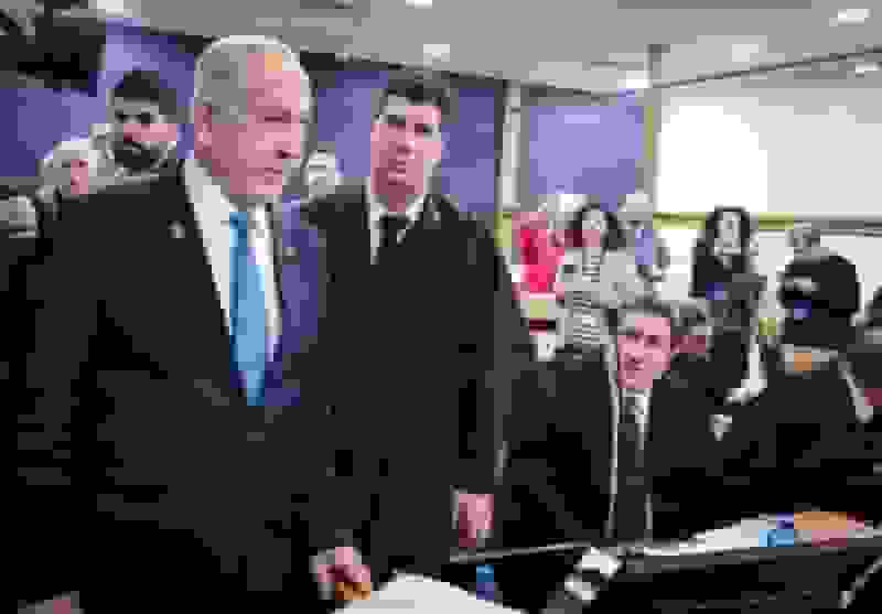 زیدآبادی: درخواست عفو نتانیاهو بدون اعتراف به جرم، مشکوک میزند