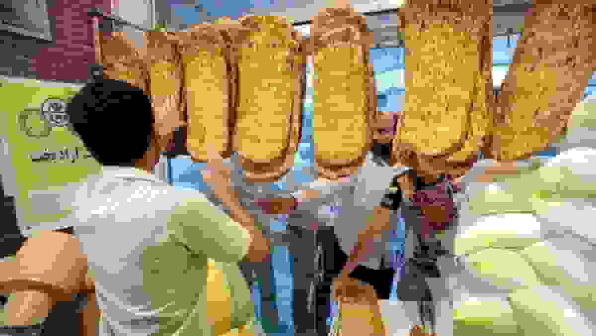 هر تبعه غیرمجاز ۱۲ کیلو آرد در ماه مصرف میکرد؛ بیش از دو برابر شهروندان تهرانی