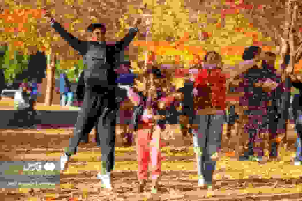 جشن برگریزان در همدان