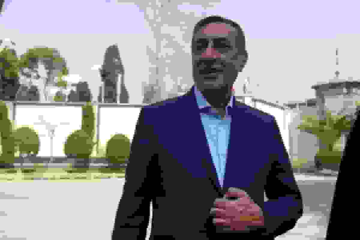 معاون اجرایی پزشکیان: اصلاح قیمت بنزین ابتدا از خودروهای دولتی آغاز میشود