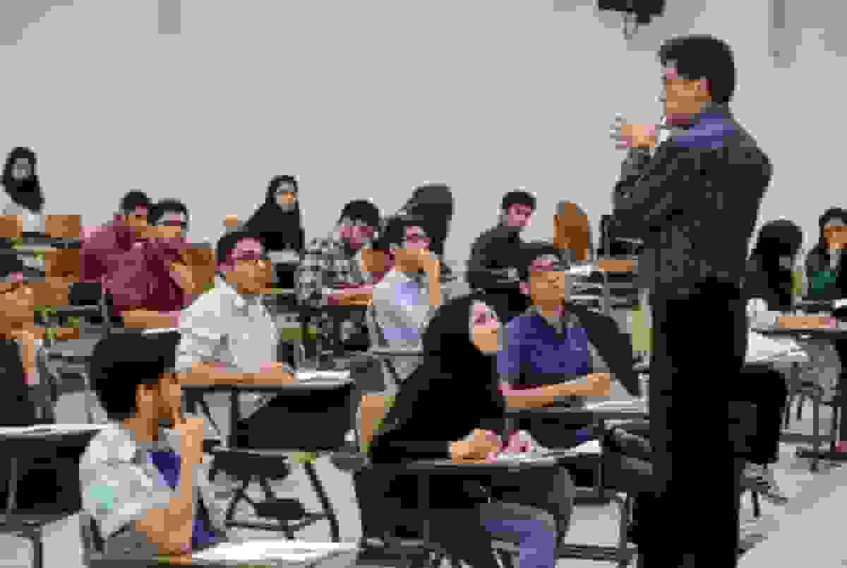 ابطال ممنوعیت تحصیل همزمان دانشجویان پزشکی توسط دیوان عدالت اداری