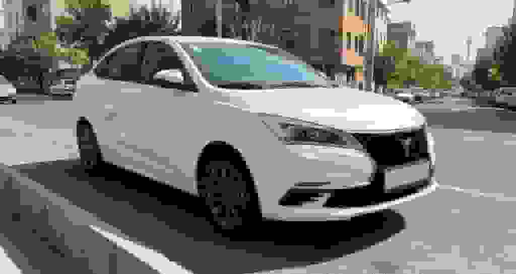 رونمایی ایران خودرو از اولین خودروی هیبریدی در هفته آینده