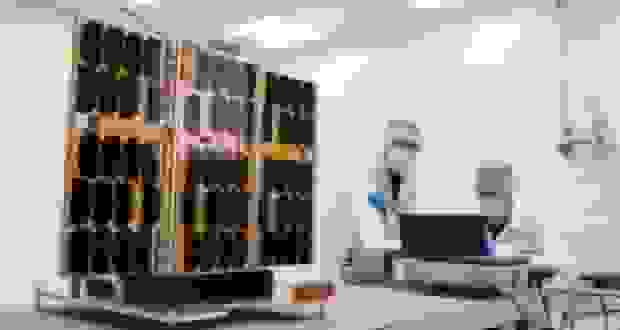 پرتاب اولین ماهواره علمی تجاری جهان به فضا