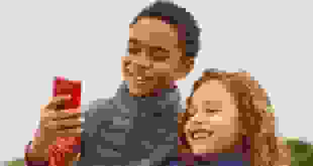 اچامدی XploraOne گوشی هیبریدی مخصوص کودکان