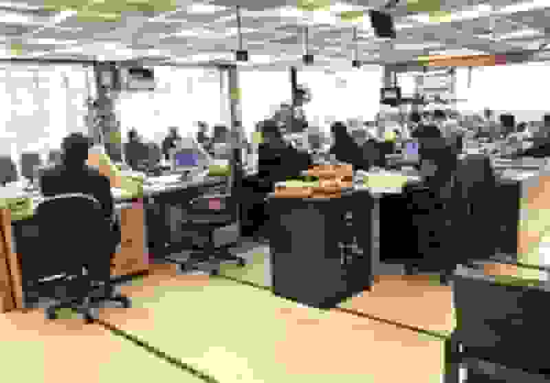 خانهتکانی بزرگ در دولت: کارمندان اخراج نمیشوند