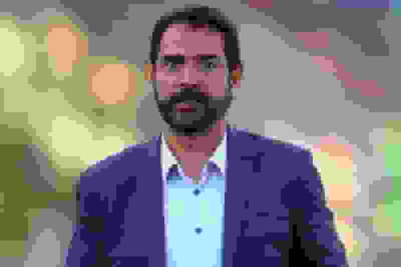 واکنش تند همسر المیرا شریفی مقدم به فیروز کریمی