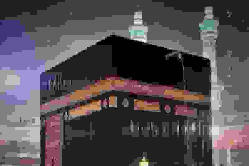 طواف حجاج در مکه مکرمه زیر بارش باران رحمت الهی