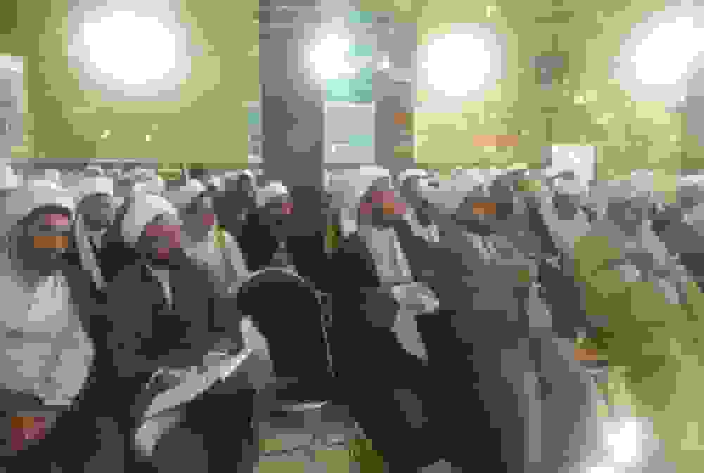 برگزاری دوره ادبی آموزشی رایگان تجزیه و ترکیب قصیده لامیه حضرت ابوطالب برای طلاب