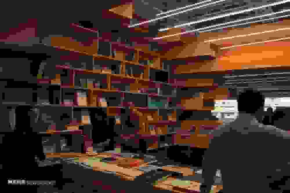 تقدیر از چهرههای برتر کتاب دانشجویی و اعطای نخستین جایزه علامه شهیدی