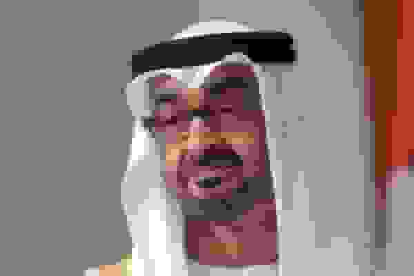 سفر محمد بن زاید آل نهیان به بحرین و استقبال پادشاه این کشور