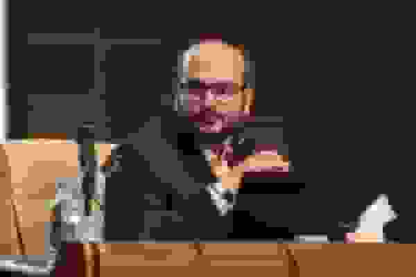 رمضانیفرد: آزمونهای حفظ قرآن در ۲۵۰۰ مرکز و مؤسسه قرآنی انجام میشود