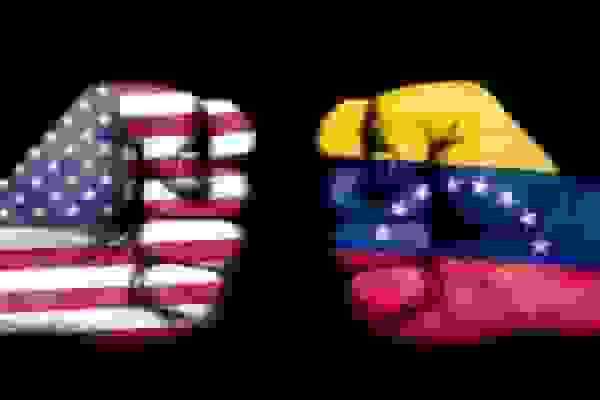 ادعای واشنگتن پست درباره پرواز نظامی آمریکا اطراف ونزوئلا