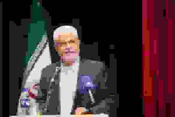 پیگیری مشکلات حوزه بهداشت و درمان دورود و ازنا