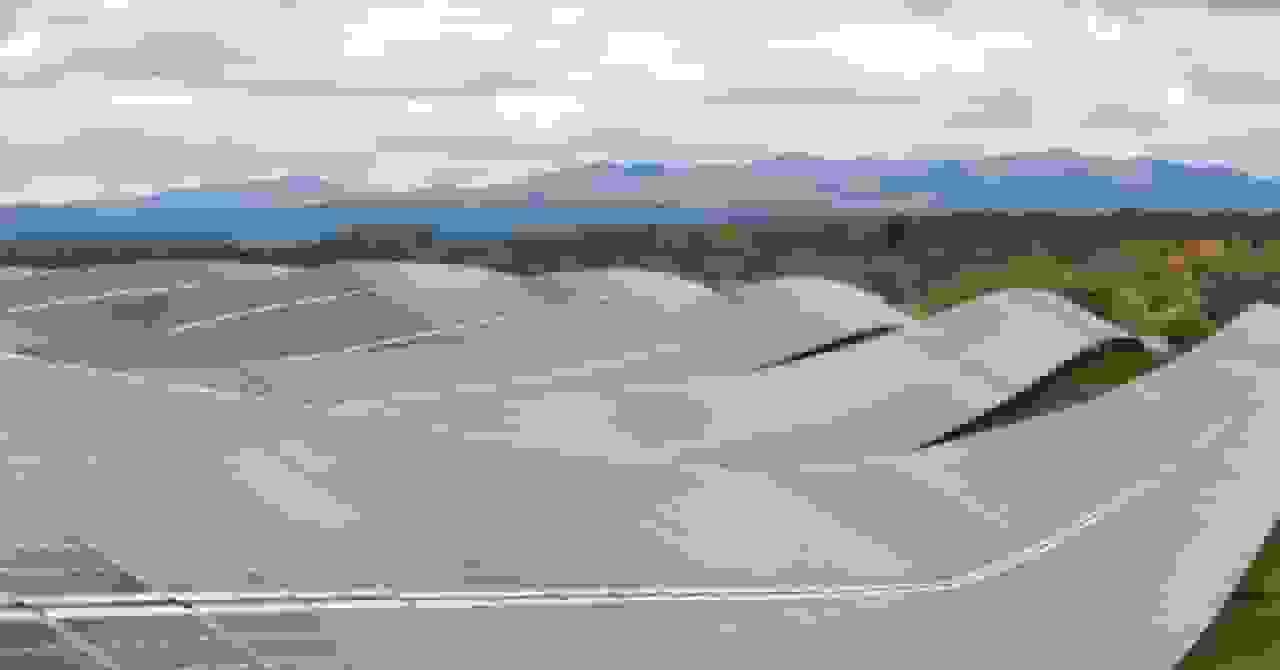 انقلاب بیسروصنعت باتریهای ذخیرهسازی در آمریکا علیهی حملات ترامپ