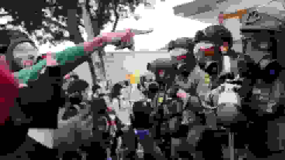 دستگیری معترضان ضد ICE در پورتلند توسط پلیس (ویدیو)