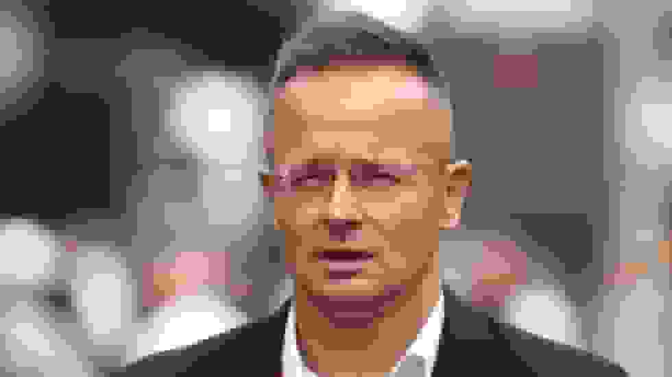 مجارستان نخست وزیر لهستان را به «دفاع از تروریستها» متهم کرد