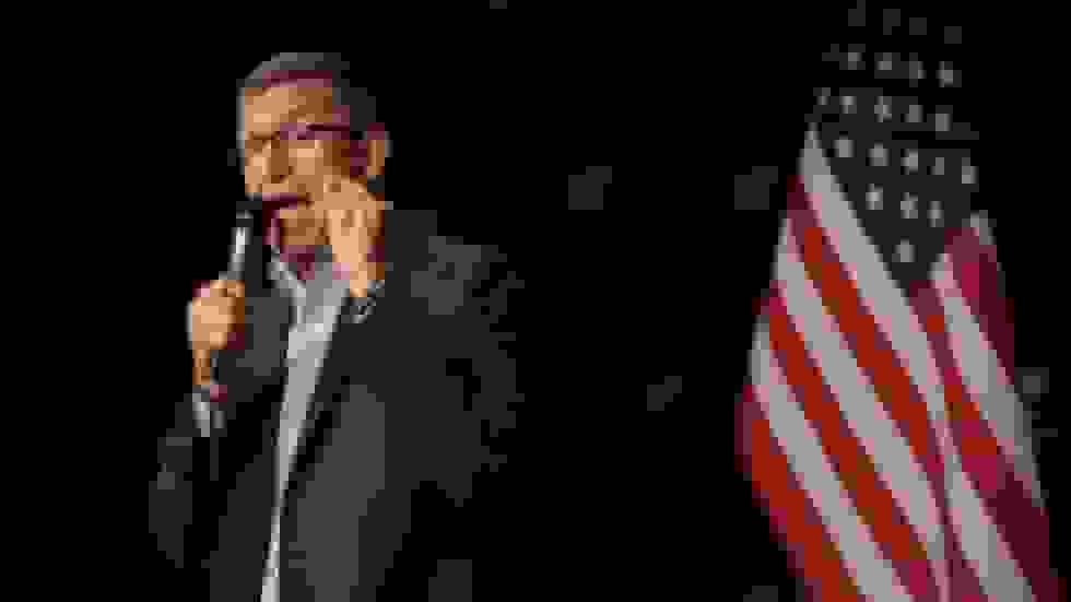 متحد ترامپ ۵۰ میلیون دلار در پرونده تقلب انتخاباتی تقاضا میکند