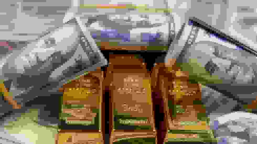 چرا واشنگتن و بریکس داستان یکسانی درباره دیدلاریزیشن روایت میکنند