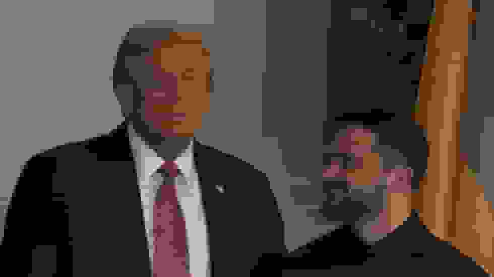 ترامپ میگوید از زلنسکی “ناراضی” است