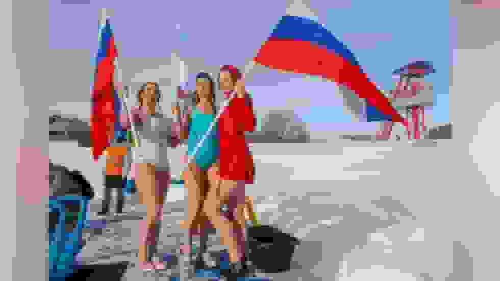 شناگران در کانال یخزده مسکو به مصاف واترپلو رفتند