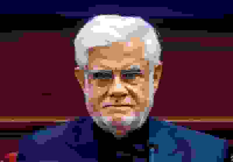 عارف: دولت ناگزیر به مداخله در بازار است